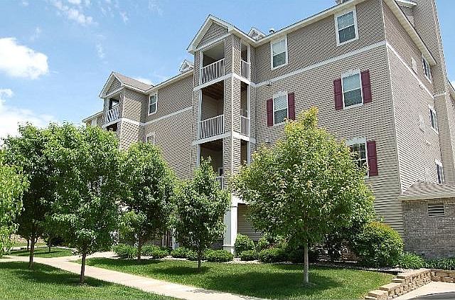 1st image of 12727 Collegeview Dr APT 207
