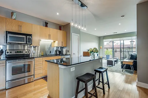 4333 Gilbert Ave #321 Photo 1