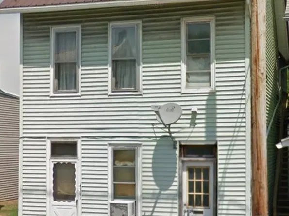 439 Union St #A, Millersburg, PA 17061
