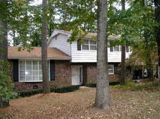 1105 Sturdivant Dr, Cary, NC 27511