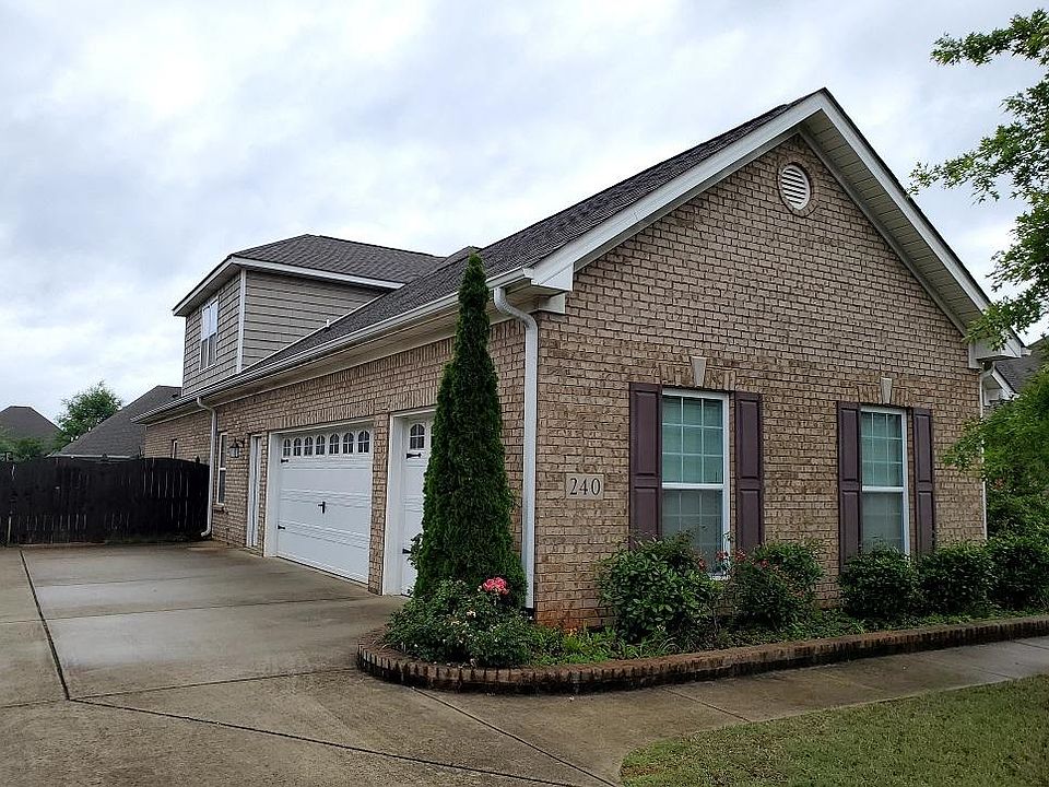 2nd image of 240 Heritage Mill Dr
