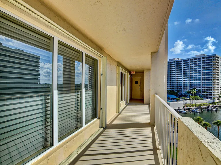 4301 N Ocean Blvd #607 — Photo 46
