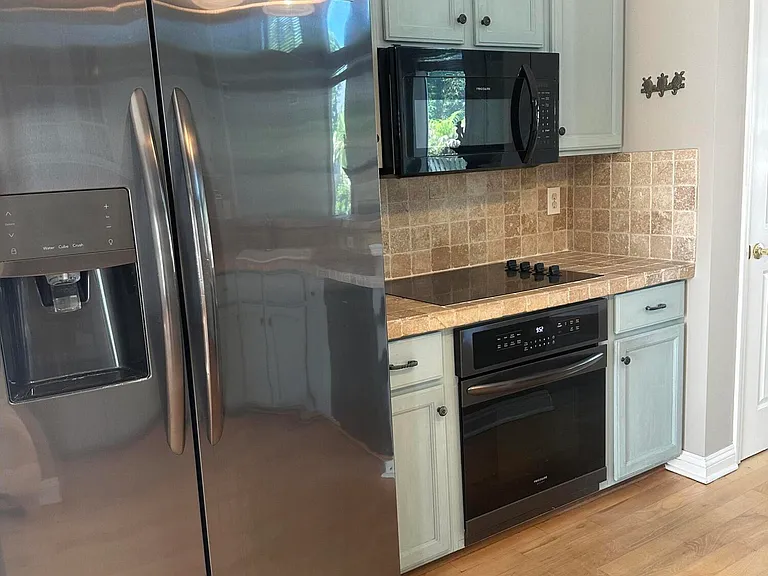 2884 Saint Maarten Ct — Photo 7
