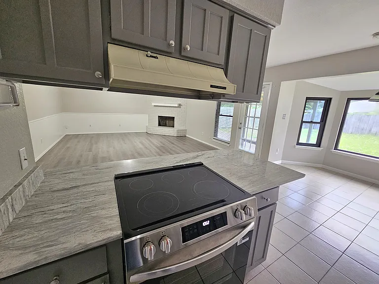 3607 Biscay Dr — Photo 7