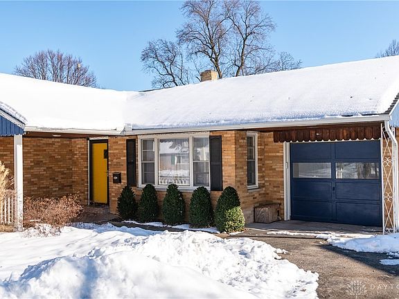 4th image of 2708 Hazelwood Ave