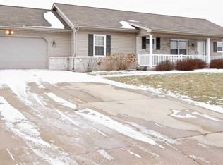 5116 W Woodfern Rd, Peoria, IL 61607