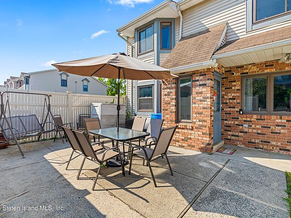3rd image of 17A Lovell Ave #167