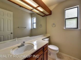 6880 Calvine Rd, Sacramento, CA 95823