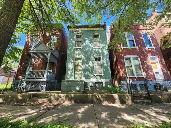 3953 N 11th St, Saint Louis, MO 63107