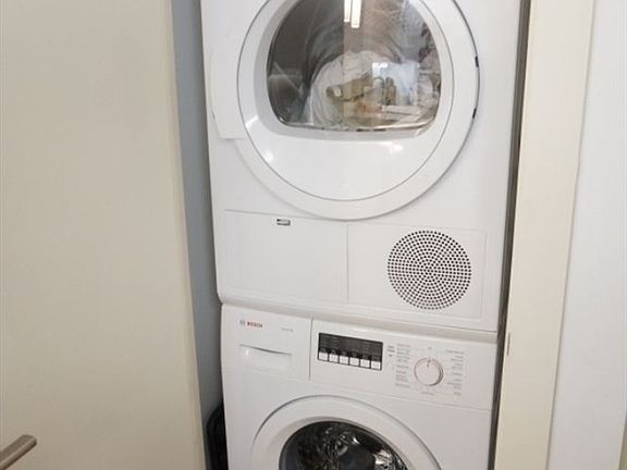 5th image of 344 E 110th St APT 3A