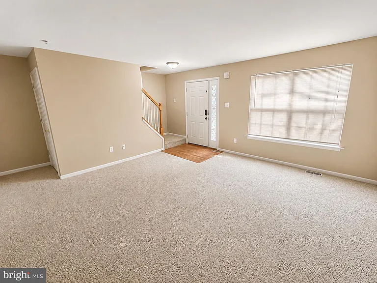 2017 Creekside Ct #36 — Photo 2