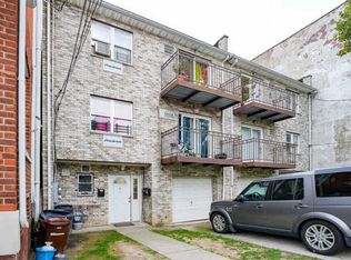 1052 E 223rd St, Bronx, NY 10466