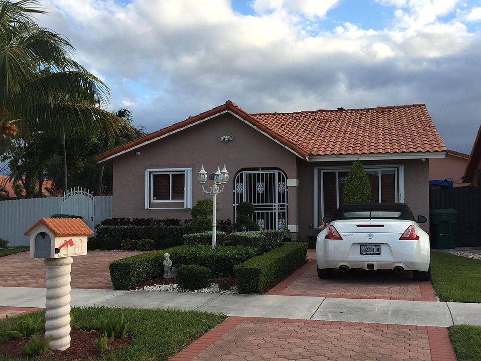 1st image of 10276 NW 128th Ter