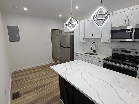 4th image of 6112 Walnut St