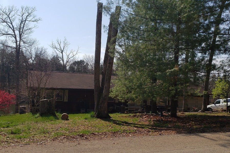 212 Apache, Irondale, MO 63648 Zillow