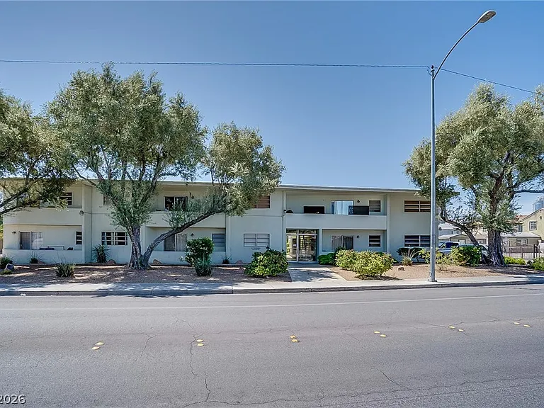 1700 Rexford Dr #209 — Photo 12