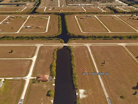 5th image of 4111 NW 39th St