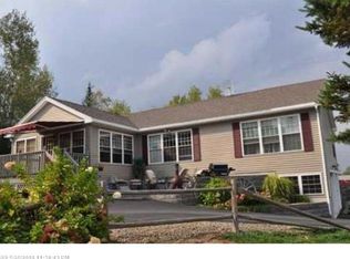 49 Crabapple Ln, Brewer, ME 04412