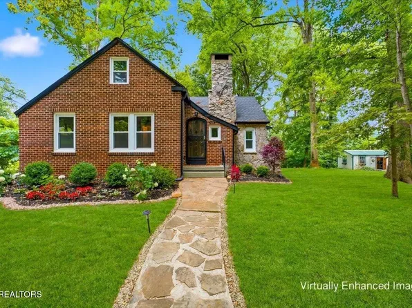 5702 Woodburn Dr, Knoxville, TN 37919