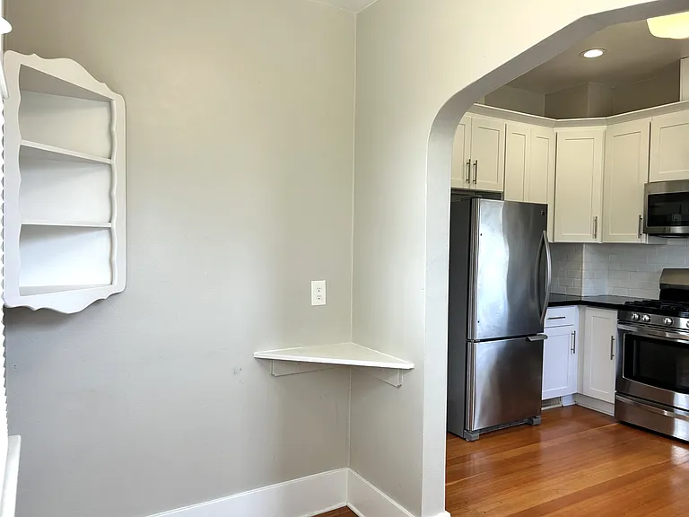 5602 46th Ave SW — Photo 13