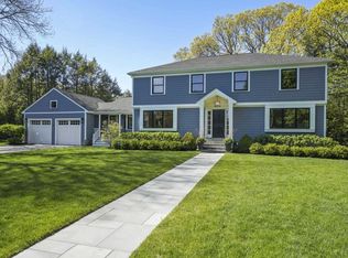 7 Oak Park Cir, Lexington, MA 02420