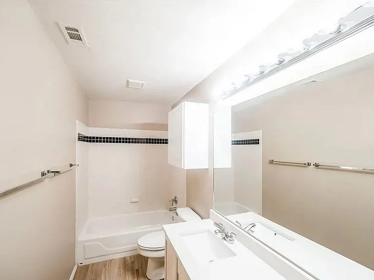 1173 Forest Bluff Trl — Photo 26