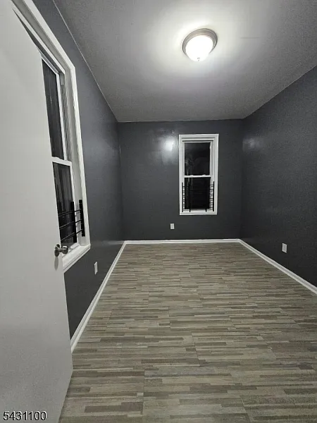 3 bed, 1.0 bath, $2,200 — Photo 4