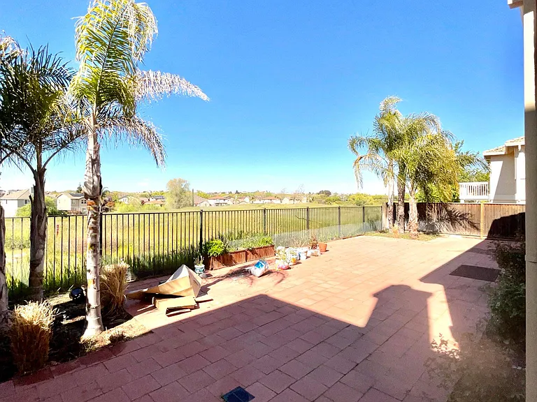 2629 Torrey Pines Dr — Photo 13