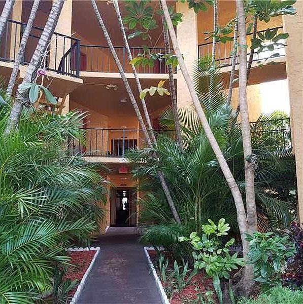 1st image of 4314 NW 9th Ave APT 4-1A