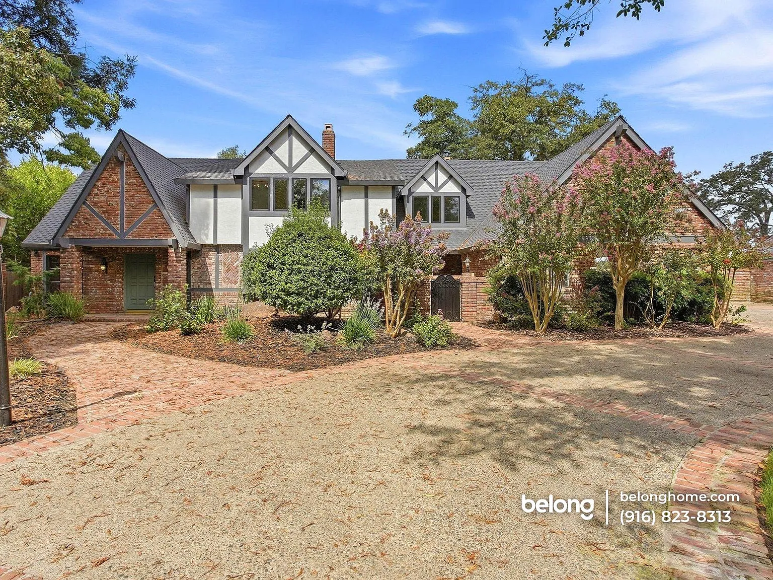 3 bed, 4.5 bath, 3481 sqft, $8,000 — Photo 1