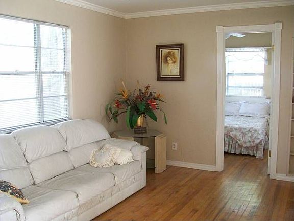 4th image of 5012 20th St N