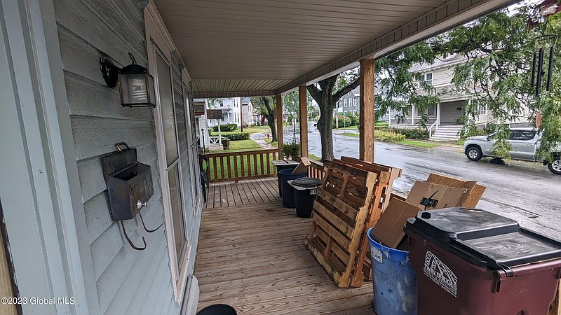 4th image of 48 North Street