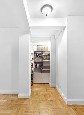 Sold by Martini Real Estate | media 6