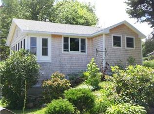 412 Pine Hill Rd, Cape Neddick, ME 03902