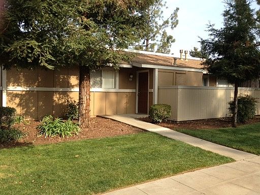 4th image of 1301 Scott Ave APT 4