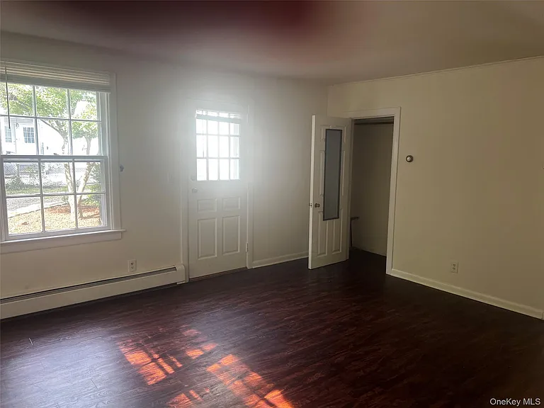 14 Oyster Bay Rd #A — Photo 4