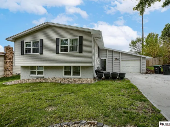 9191 Ogden St, Omaha, NE 68134