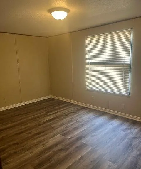 13206 Captain Cir — Photo 16