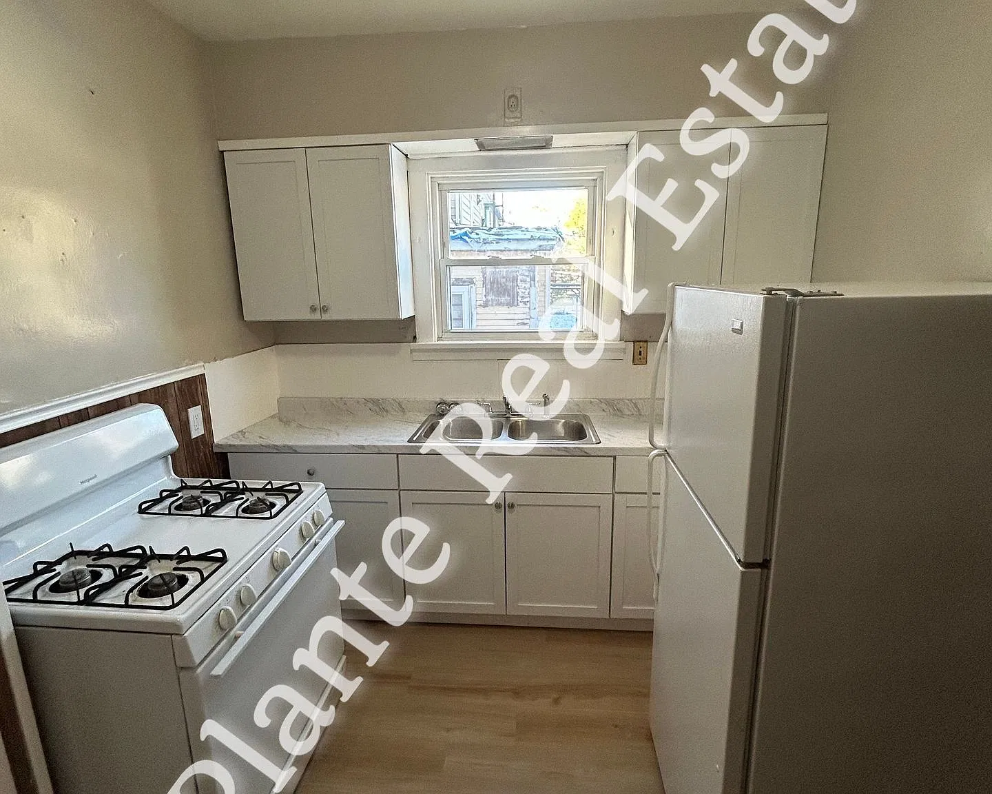 1738 Milburn Avenue — Photo 4