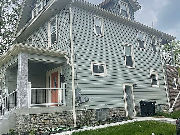 3rd image of 6425 Hamilton Ave