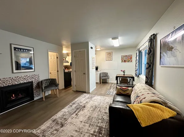 2904 W Northern Lights Blvd APT 9F, Anchorage, AK 99517