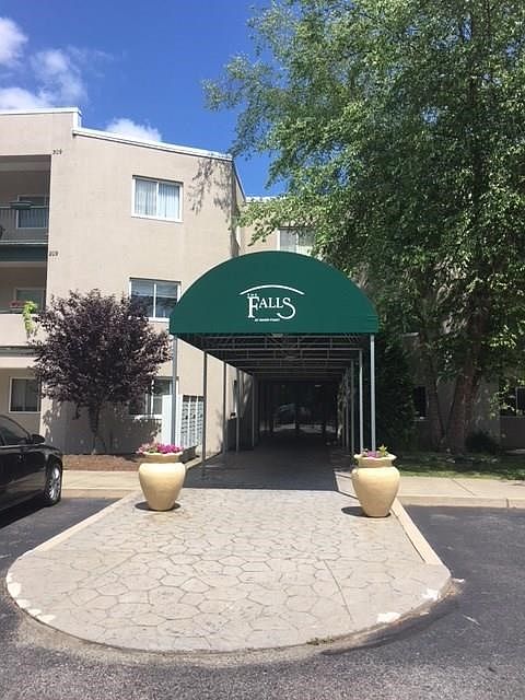 1st image of 31 Devereux St APT 307