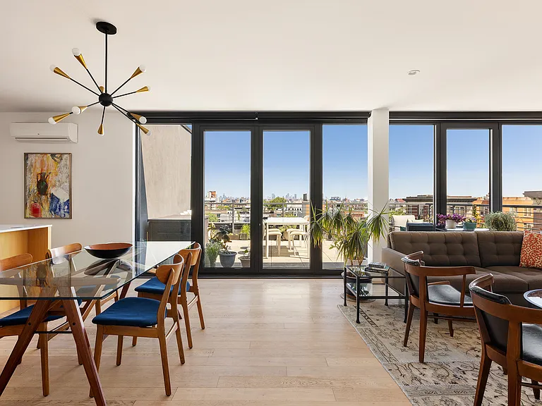 762 Park Pl #Penthouse 1 — Photo 12