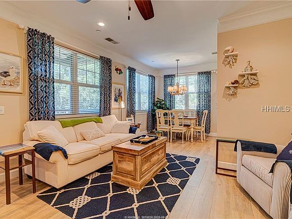 3rd image of 71 Summerfield Ct APT 714