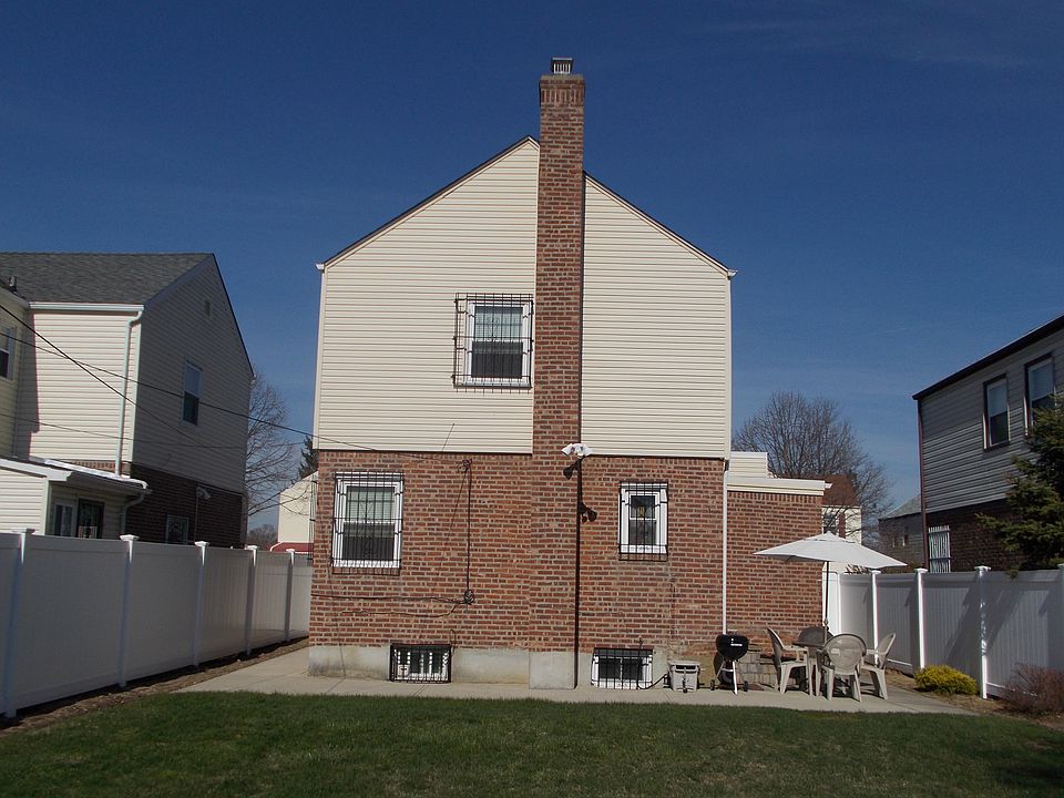 2nd image of 12015 227th St