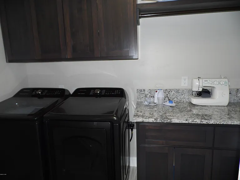 2515 Tradewind Dr — Photo 29