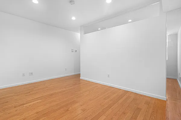 Rented by Keller Williams NYC | media 3