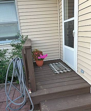2nd image of 450B Autumnwood Dr