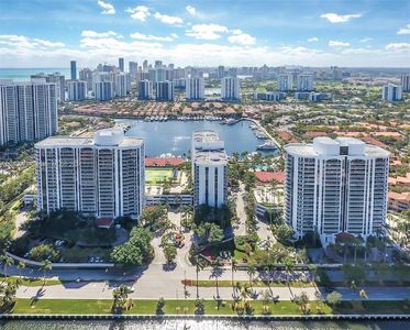 3640 Yacht Club Dr APT 1702, Aventura, FL, 33180