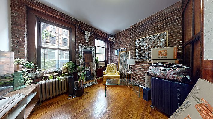 1st image of 235 W 18th St APT 2fw